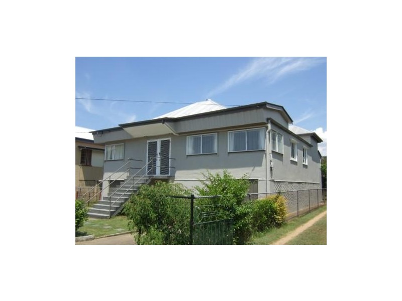 74 Kent Road, Wooloowin QLD 4030